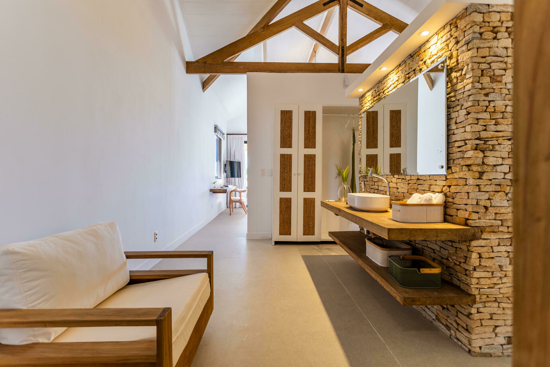 Villa Florens   Suíte Principal -  Foto Thiago Faquineli-9